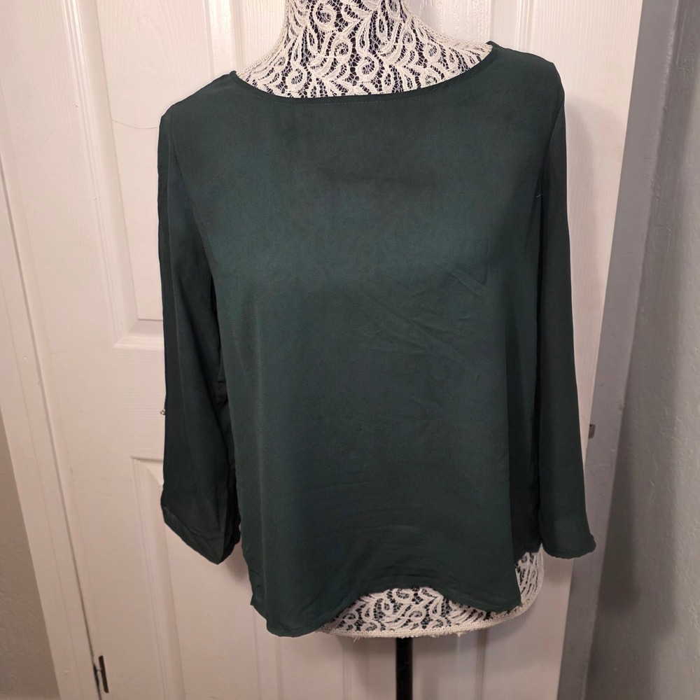 Forever 21 Blouse Split Back Womens S Green Tulip Overlay 3/4 Sleeve Top Career